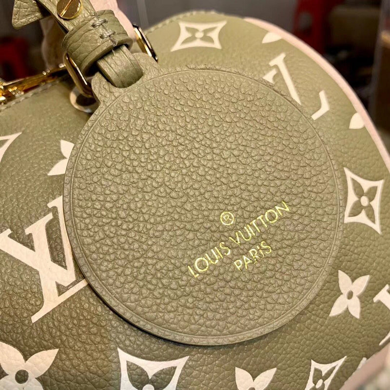 LOV - Luxurious Totes - 1744