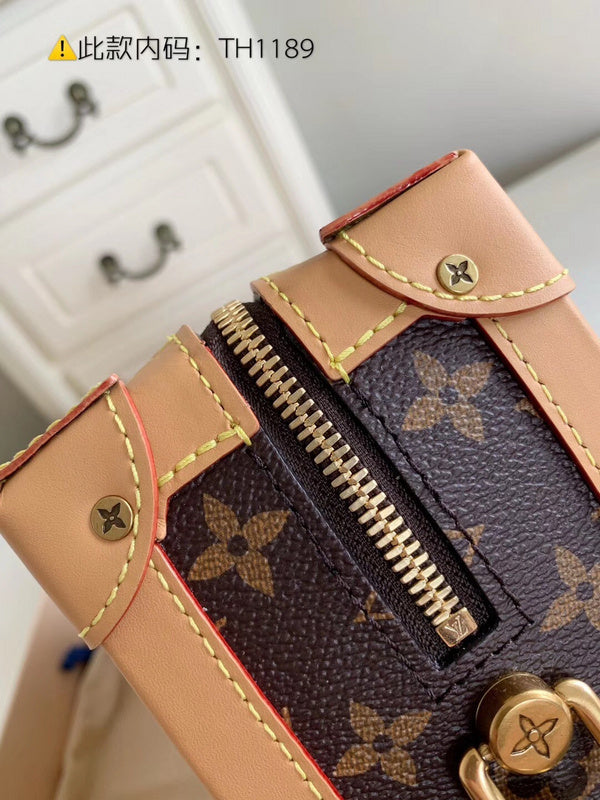 Luxurious Totes - Latest - 2417