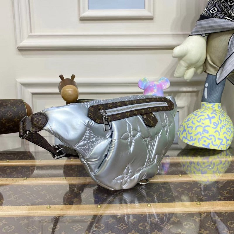 LOV - Luxurious Totes - 977