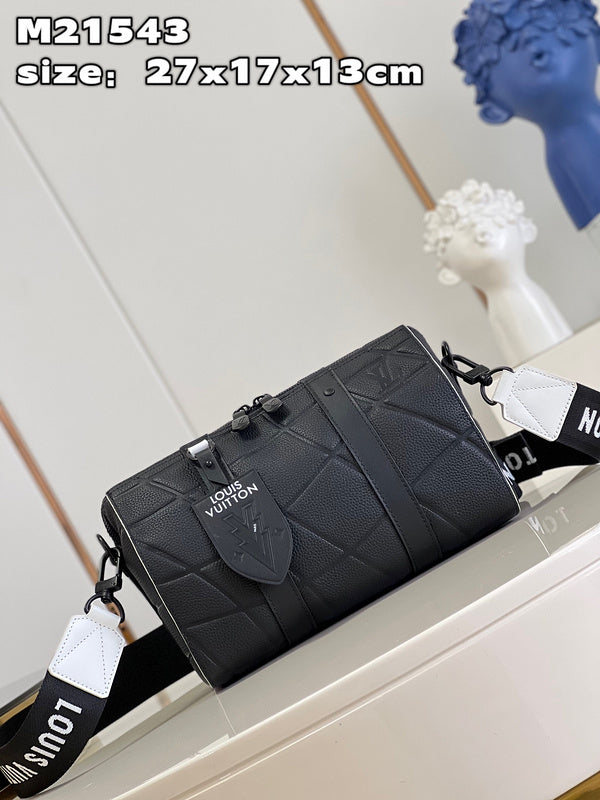 LOV - Luxurious Totes - 866