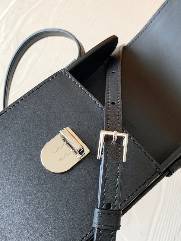 Luxurious Totes - Latest - 8049