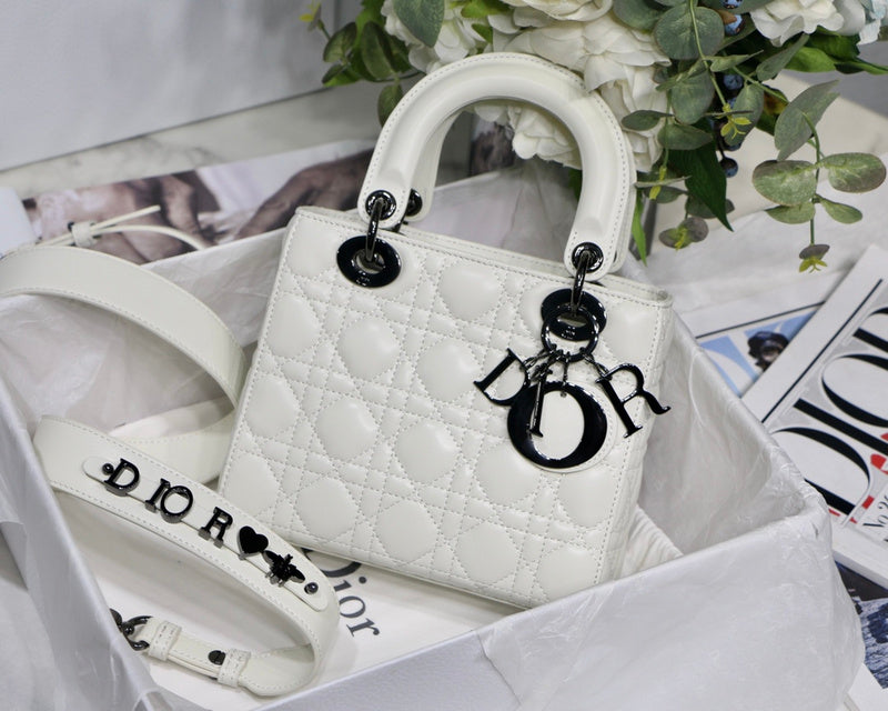 Luxurious Totes - Latest - 6472