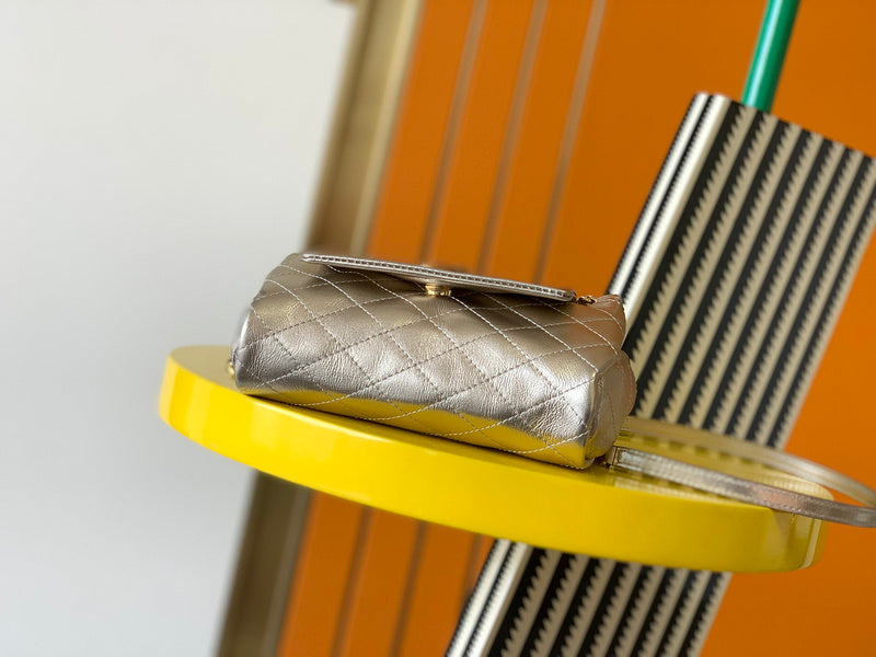 Luxurious Totes - Latest - 8637