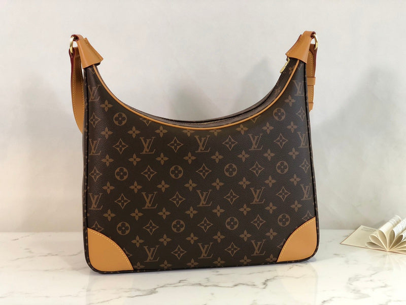 LOV - Luxurious Totes - 921