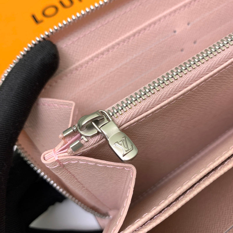 Luxurious Totes - Latest - 712