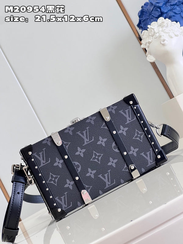 LOV - Luxurious Totes - 255
