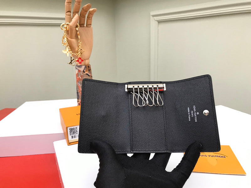 Luxurious Totes - Latest - 640