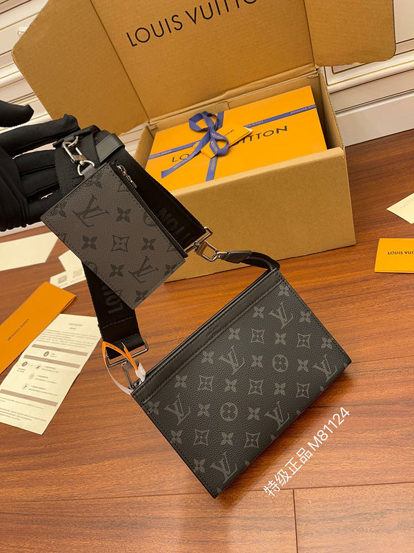 LOV - Luxurious Totes - 1565