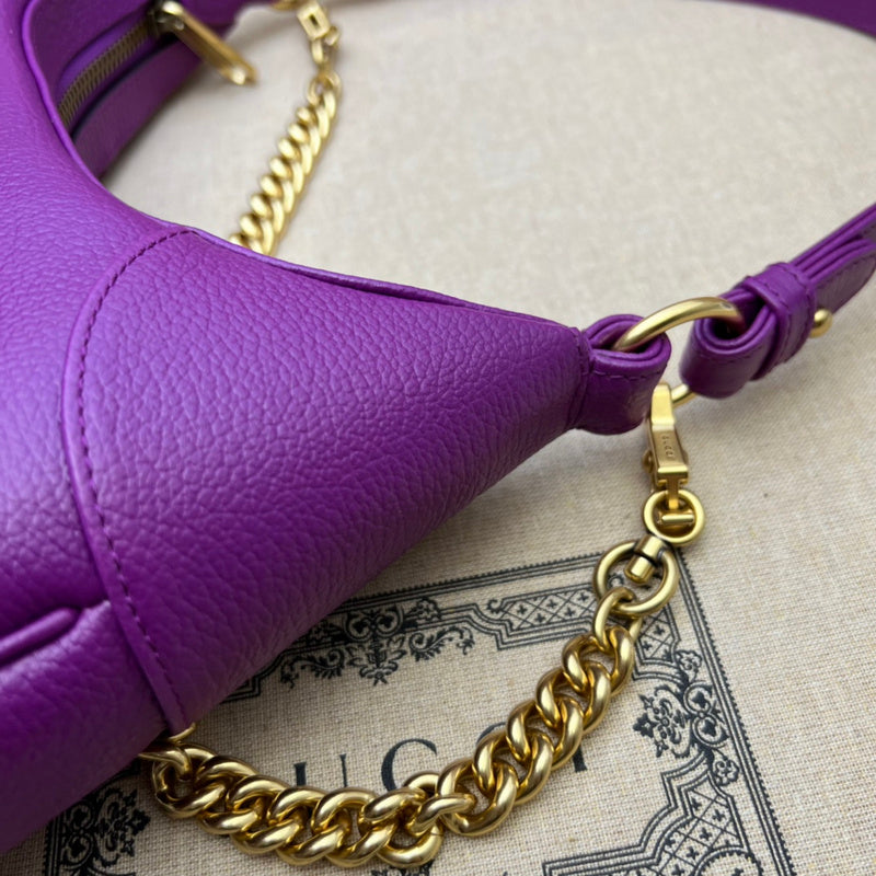 GUI - Luxurious Totes - 107