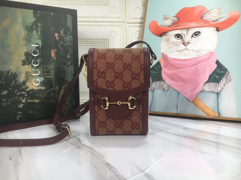 GUI - Luxurious Totes - 1100
