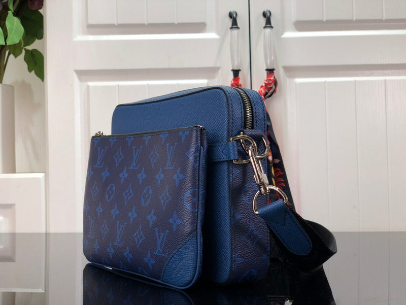 LOV - Luxurious Totes - 1853