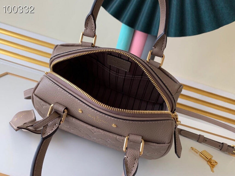 Luxurious Totes - Latest - 3086