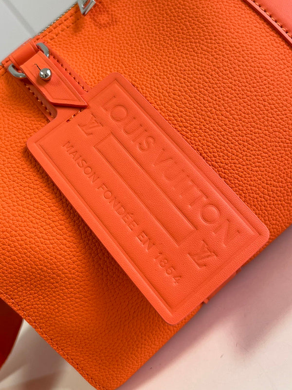 LOV - Luxurious Totes - 1845