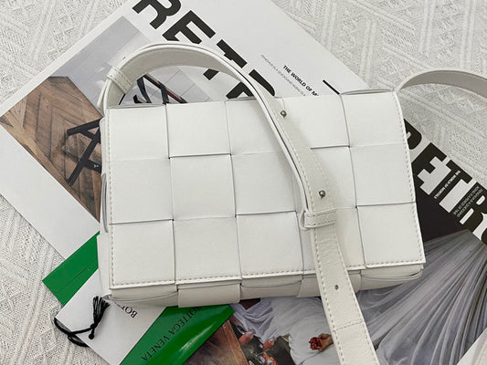 Luxurious-Totes - BV Bags - 2390