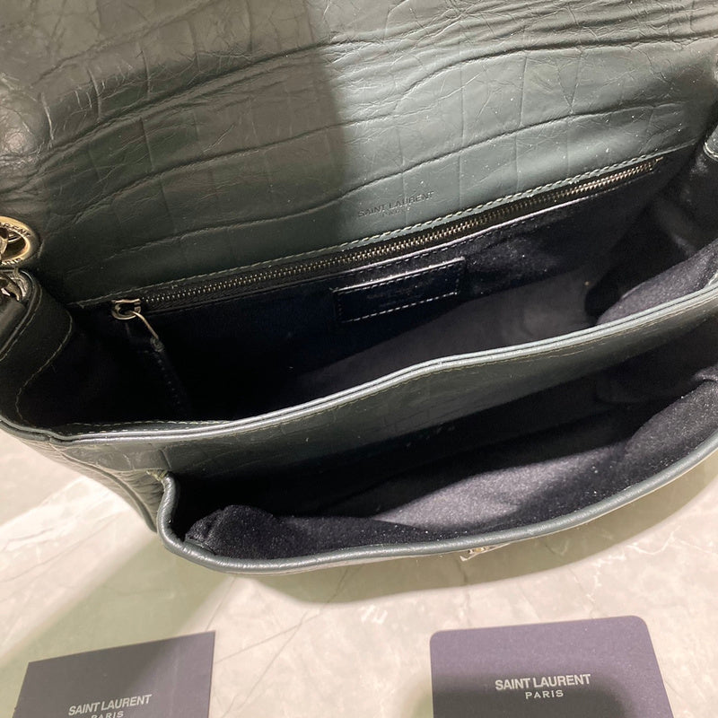 Luxurious Totes - Latest - 8423