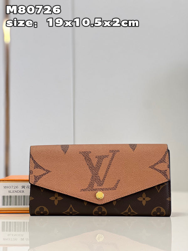LOV - Luxurious Totes - 759