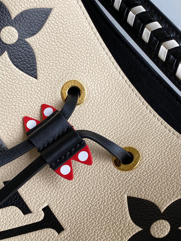 Luxurious Totes - Latest - 1718