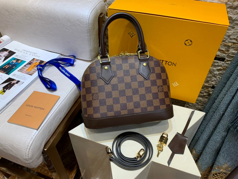 Luxurious Totes - Latest - 1695