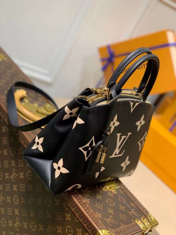 LOV - Luxurious Totes - 2284