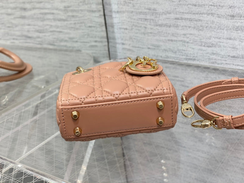 Luxurious Totes - Latest - 6229