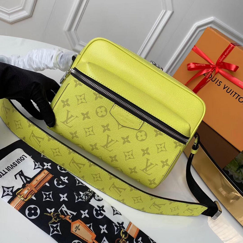 LOV - Luxurious Totes - 2724