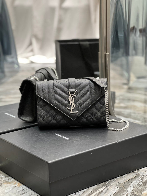 Luxurious Totes - Latest - 8324
