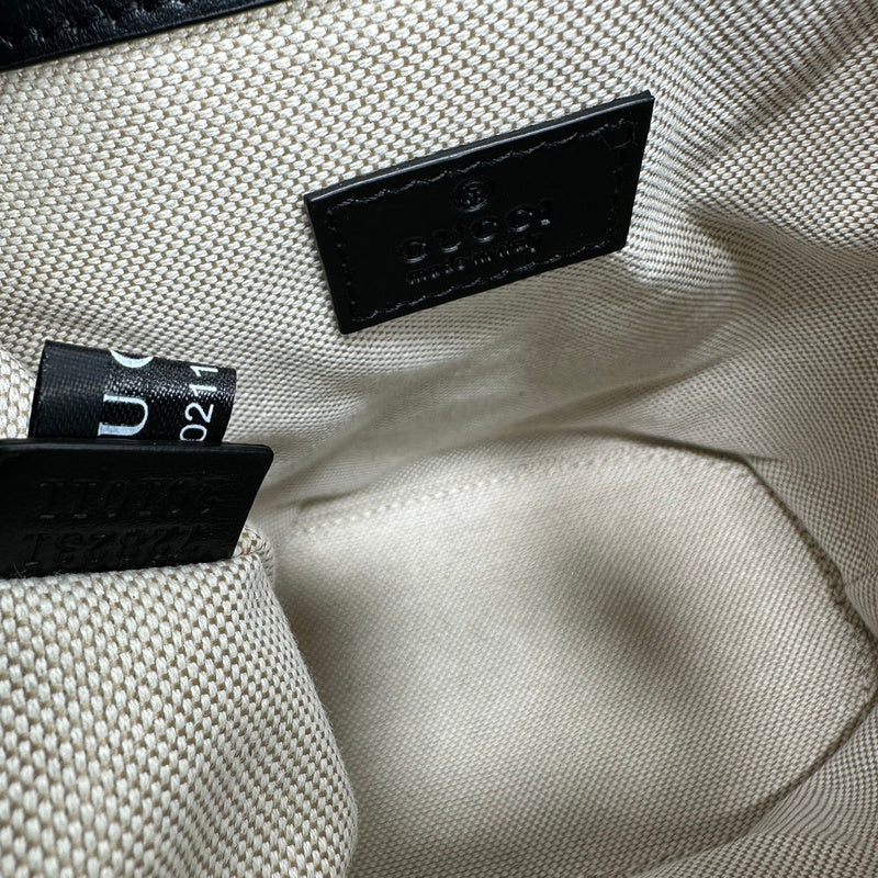 GUI - Luxurious Totes - 534