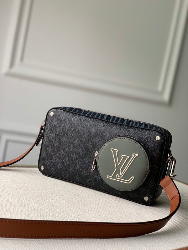 LOV - Luxurious Totes - 2616
