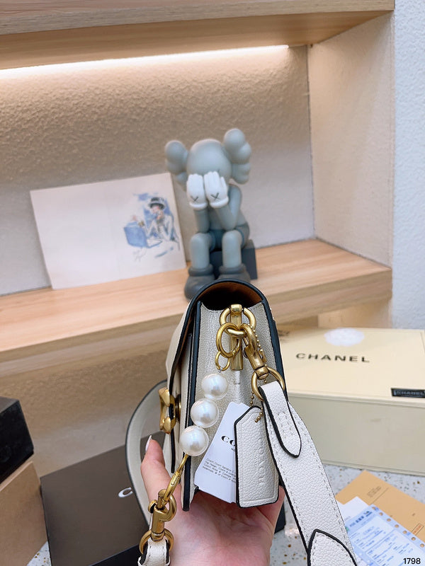 Luxurious Totes - CCH2 Bags - 019