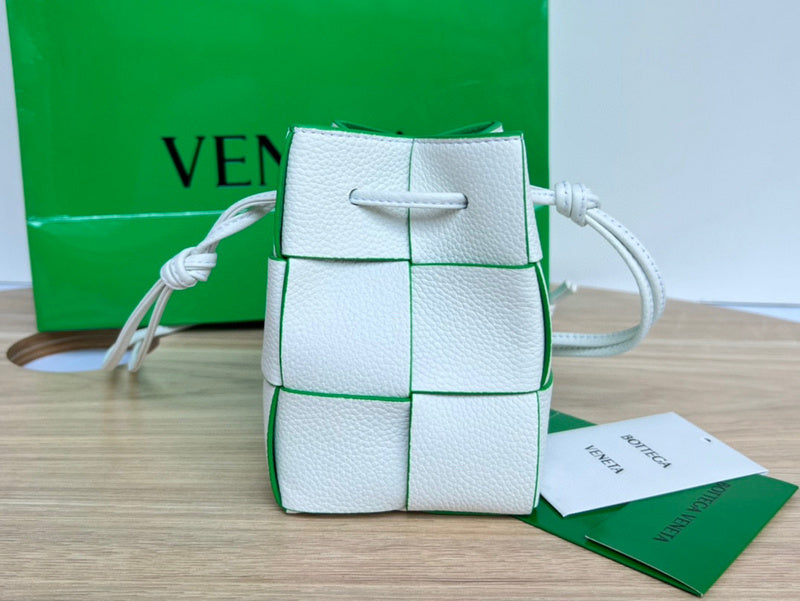 Luxurious-Totes - BV Bags - 2494
