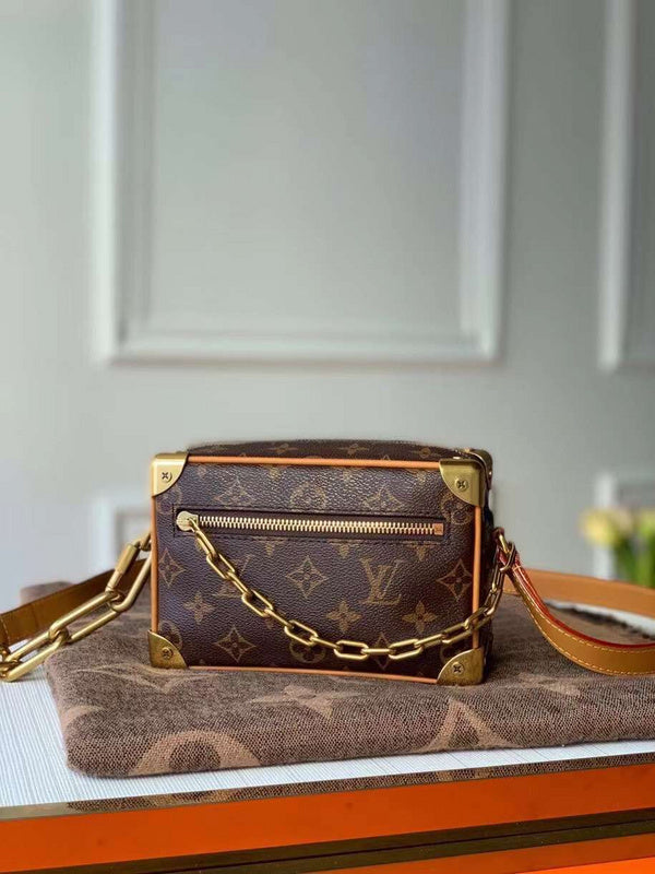 LOV - Luxurious Totes - 2282