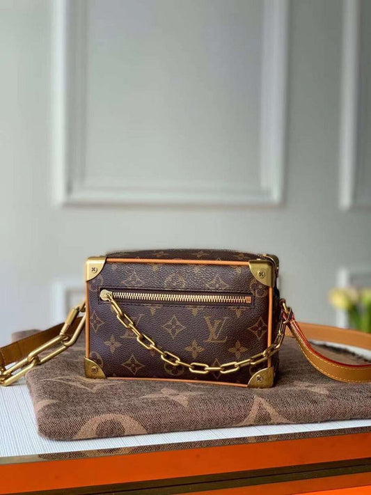 LOV - Luxurious Totes - 2282