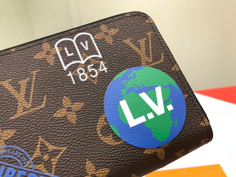 Luxurious Totes - Latest - 777