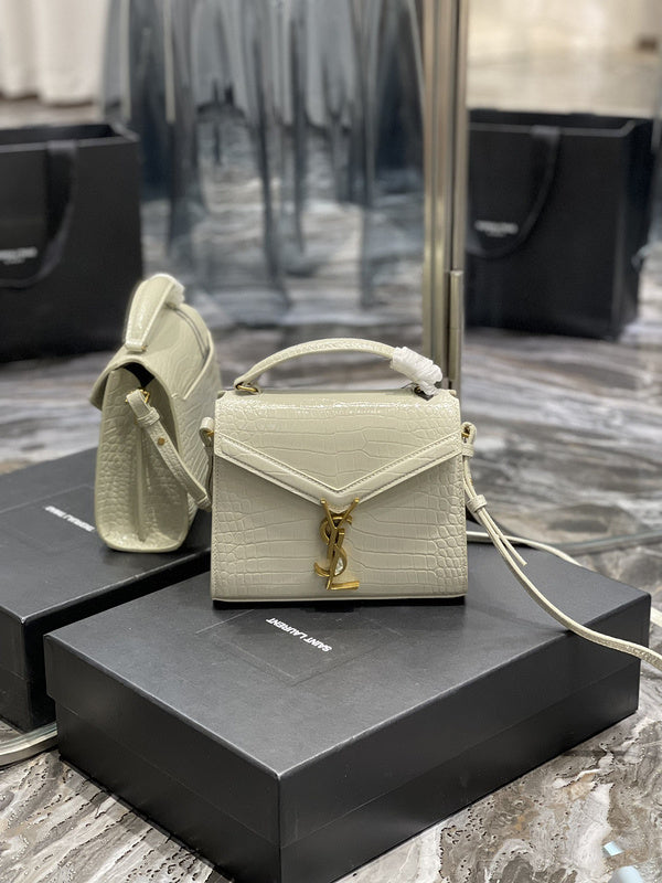 Luxurious Totes - Latest - 8770