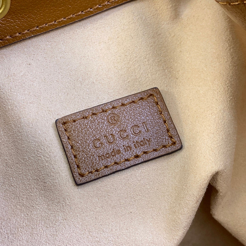 GUI - Luxurious Totes - 695