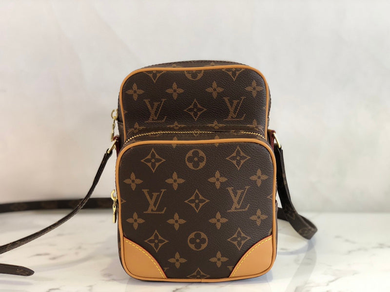 LOV - Luxurious Totes - 919