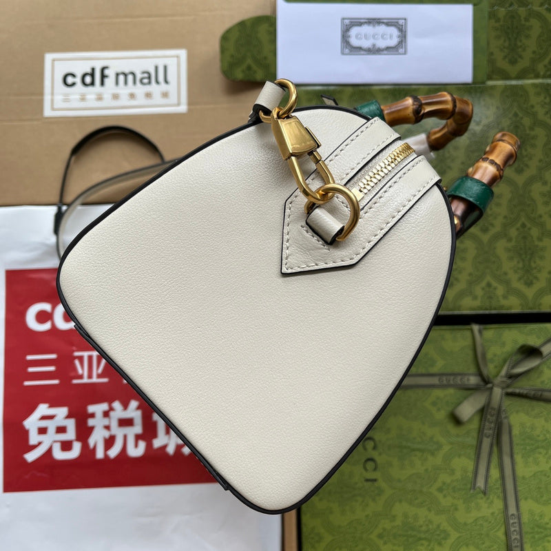 GUI - Luxurious Totes - 942