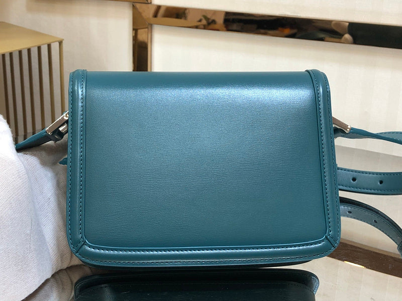 Luxurious Totes - Latest - 9401