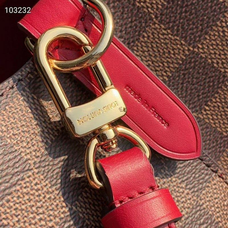 LOV - Luxurious Totes - 2082