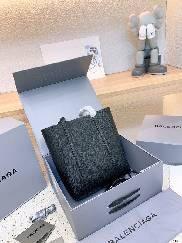 Luxurious Totes - BGA2 Bags - 305