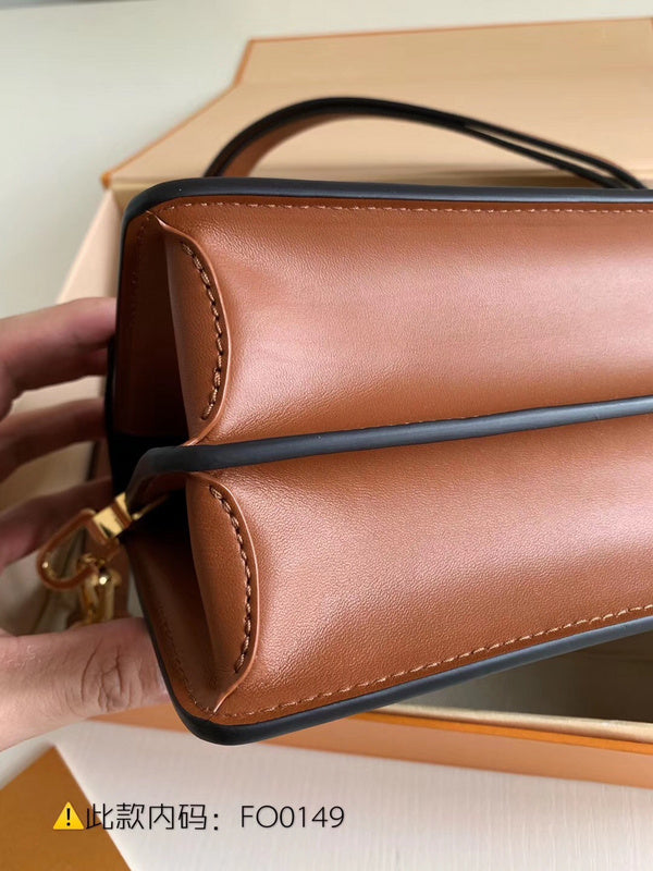 Luxurious Totes - Latest - 2429