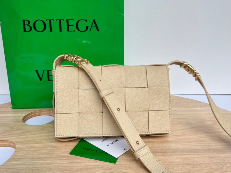 Luxurious-Totes - BV Bags - 895