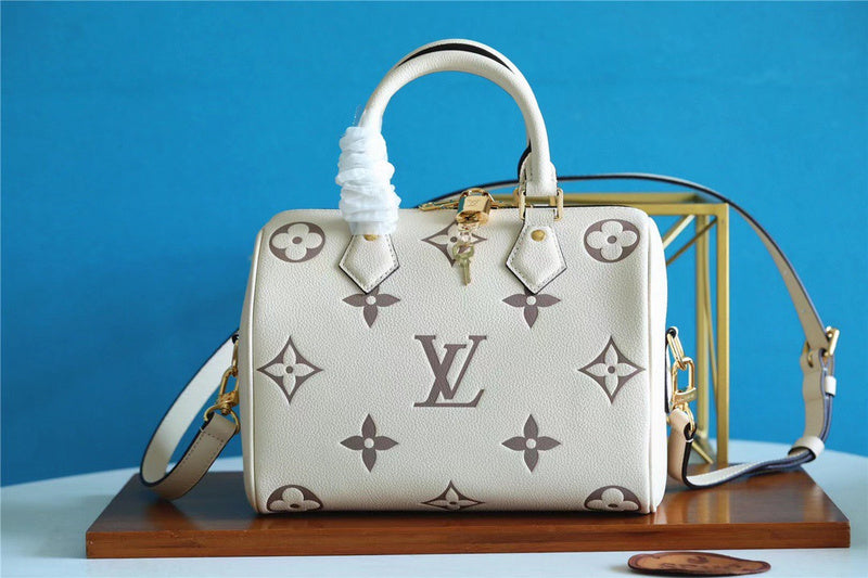 Lux-Totes - LOV Bags - 1092