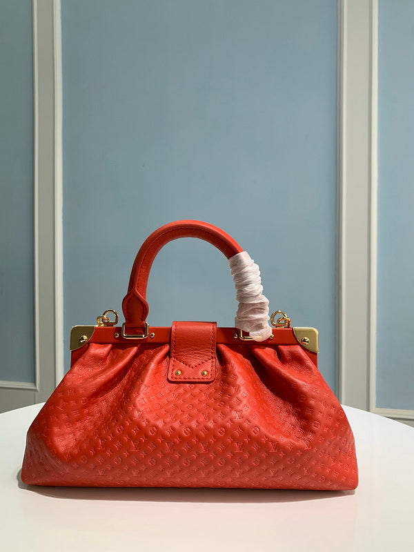 LOV - Luxurious Totes - 550