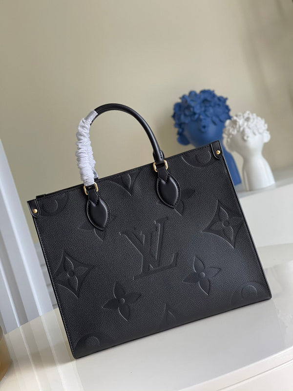 LOV - Luxurious Totes - 2018