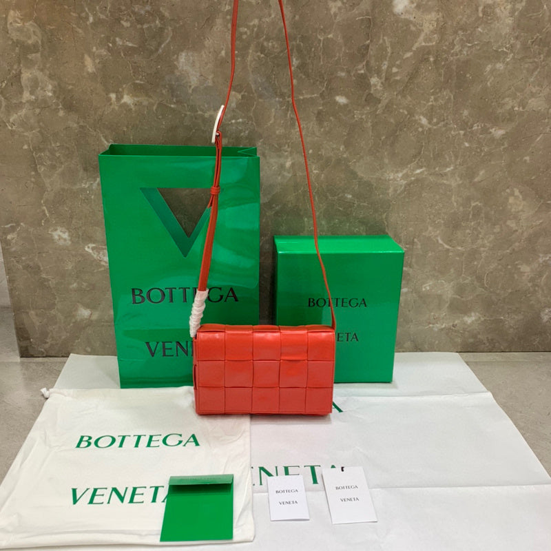Luxurious-Totes - BV Bags - 1050
