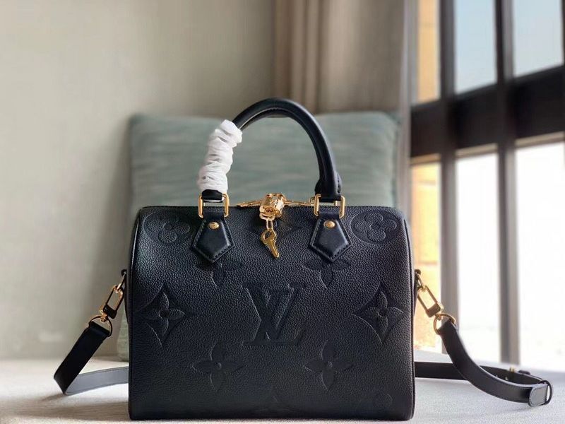 LOV - Luxurious Totes - 540