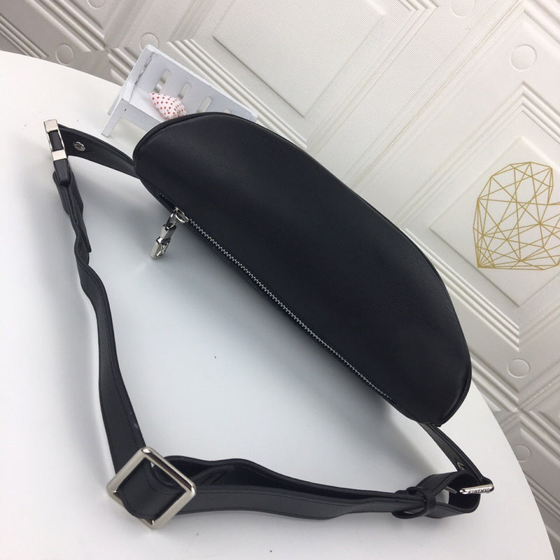 LOV - Luxurious Totes - 2368