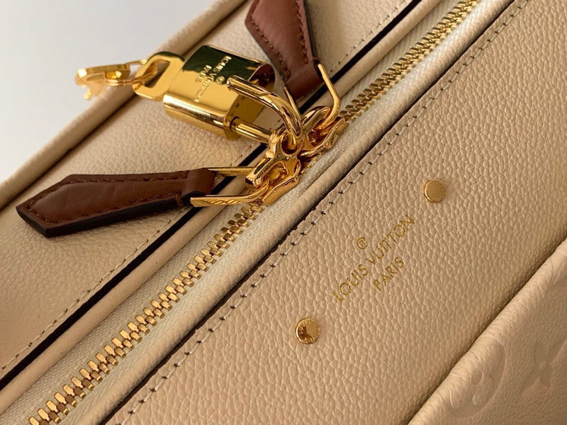 Luxurious Totes - Latest - 9679