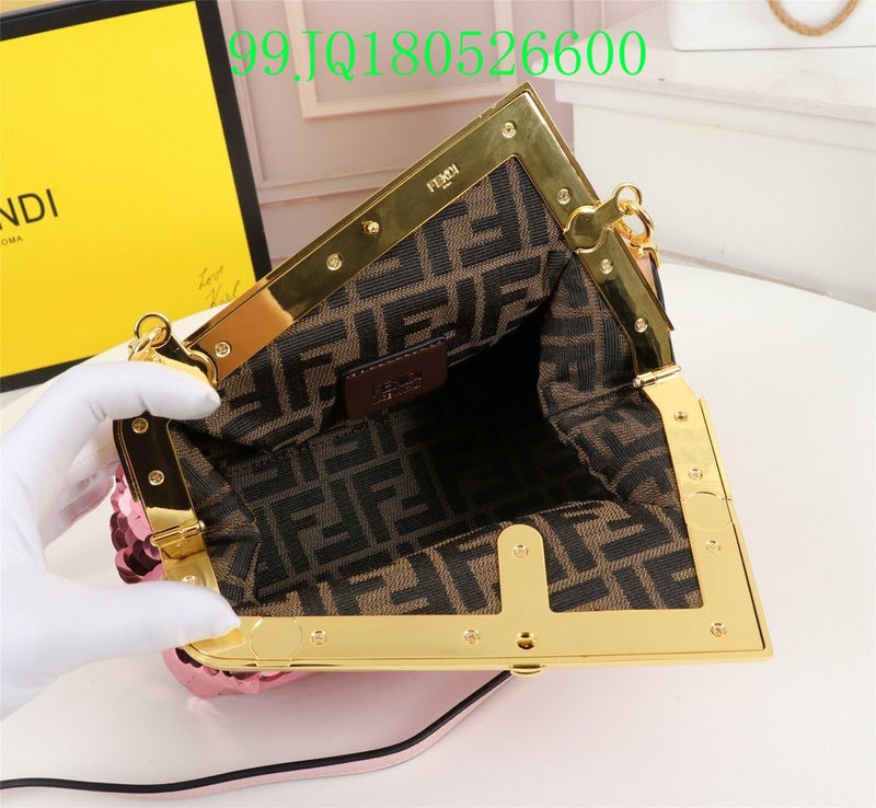GC - Shoulder - 3187